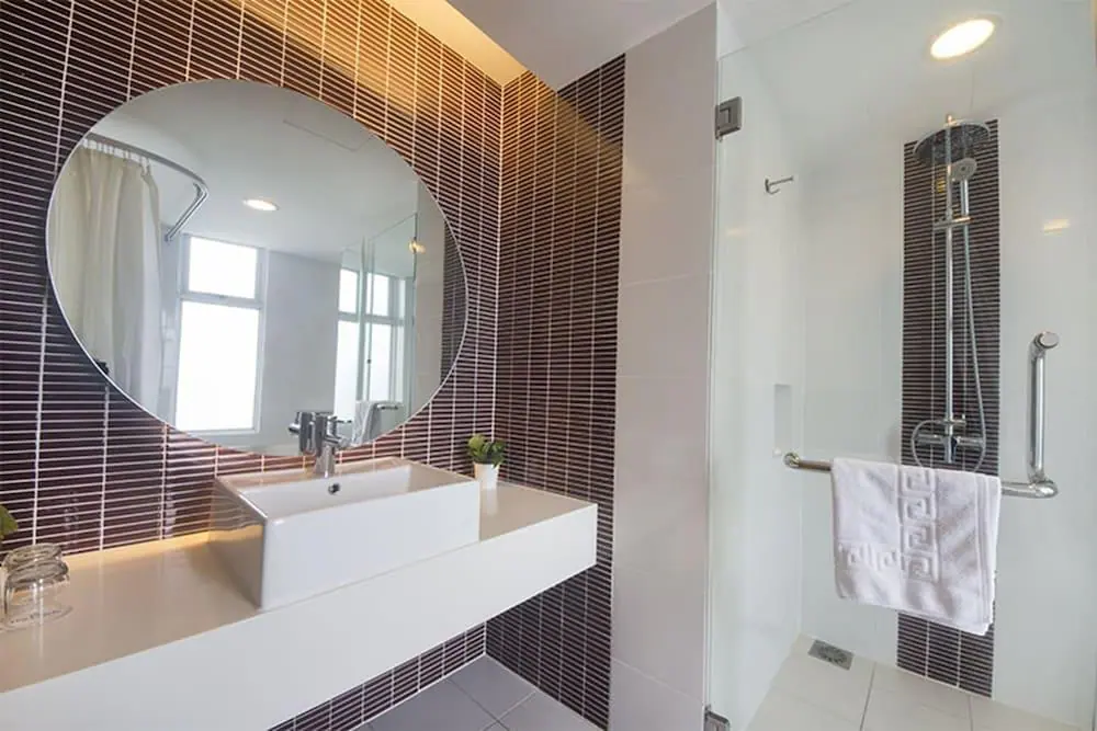 e00c158ddd31d19179ea2d2c83eab5ea